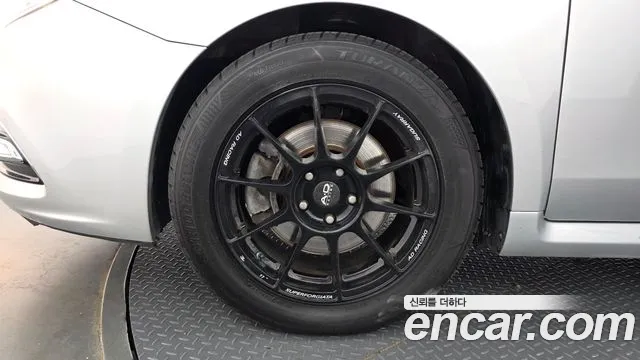 Renault-KoreaSamsung Latitude 2018 thumb 5