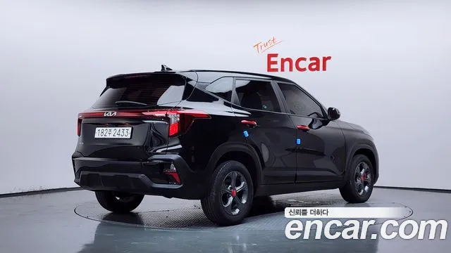 Kia Seltos 2022 thumb 2