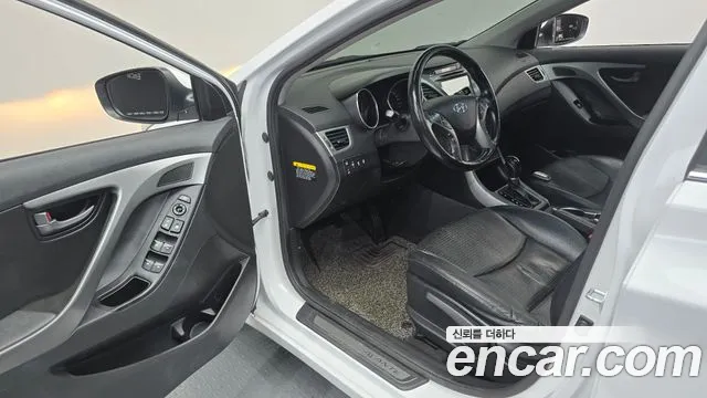 Hyundai Avante 2013 thumb 10