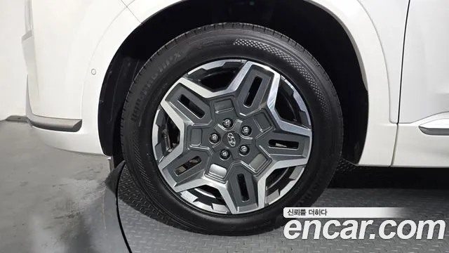 Hyundai Santa Fe 2023 thumb 5