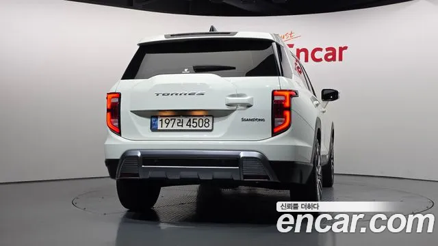 KG_Mobility_Ssangyong Torres 2023 thumb 4