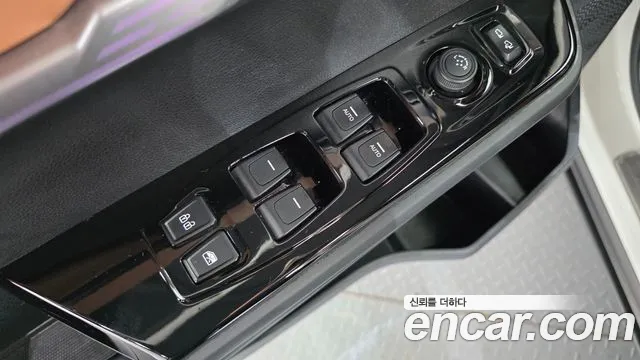 KG_Mobility_Ssangyong Torres 2023 thumb 11