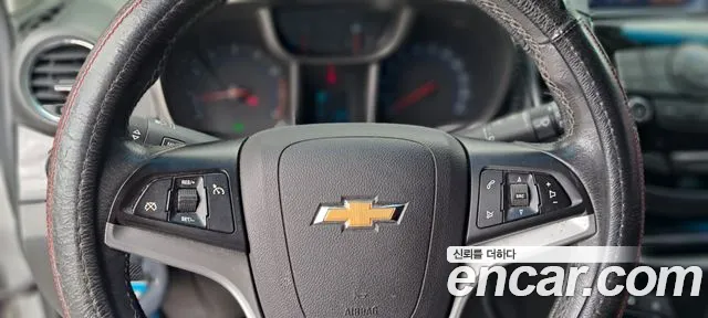ChevroletGMDaewoo Orlando 2011 thumb 7