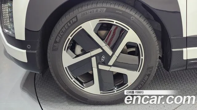 Hyundai IONIQ 9 2026 thumb 5