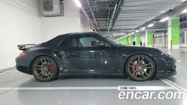 Porsche 911 2008 thumb 9