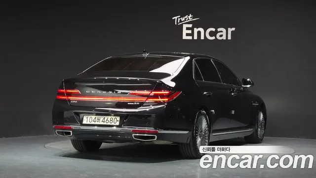 Genesis G90 2019 thumb 2