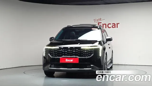 Kia Carnival 2023 thumb 2