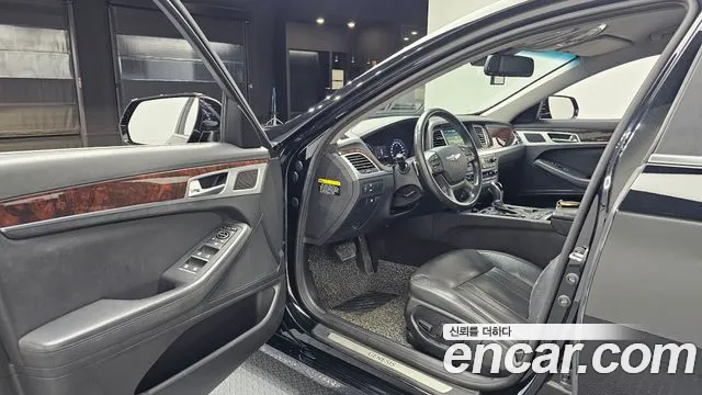 Hyundai Genesis 2016 thumb 10