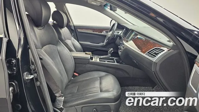 Hyundai Genesis 2016 thumb 11