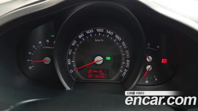 Kia Sportage 2010 thumb 8