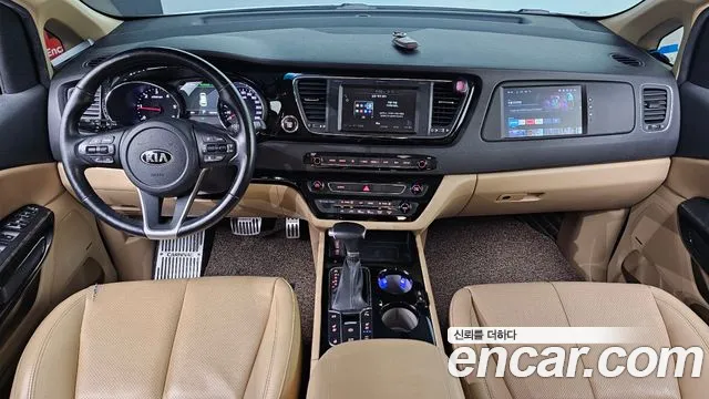 Kia Carnival 2019 thumb 6
