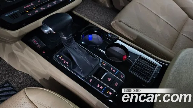 Kia Carnival 2019 thumb 8
