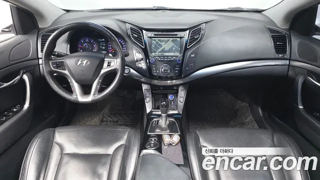 Hyundai i40 2012 thumb 6