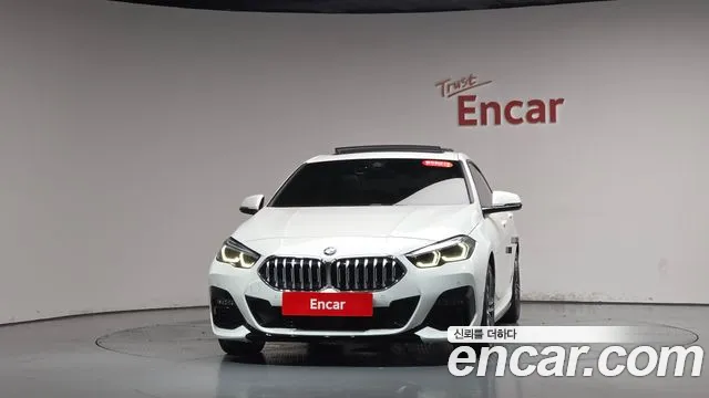 BMW 2-Series 2022 thumb 2