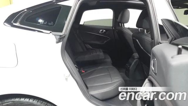 BMW 2-Series 2022 thumb 10