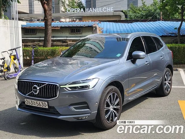 Volvo XC60 2020 thumb 2