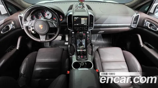 Porsche Cayenne 2013 thumb 7