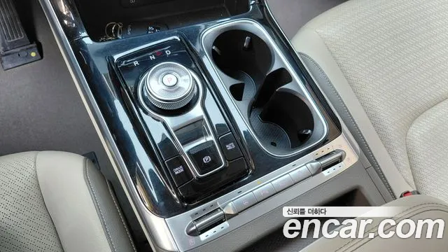 Kia Carnival 2021 thumb 9