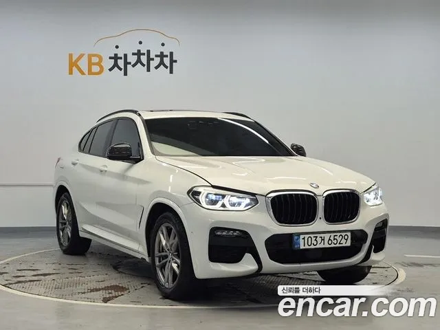 BMW X4 2021 thumb 4
