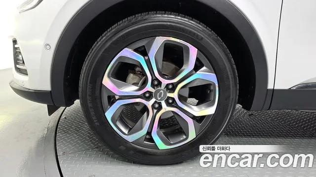 Renault-KoreaSamsung Arkana 2020 thumb 5