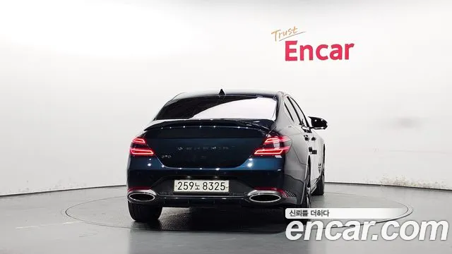 Genesis G70 2021 thumb 4