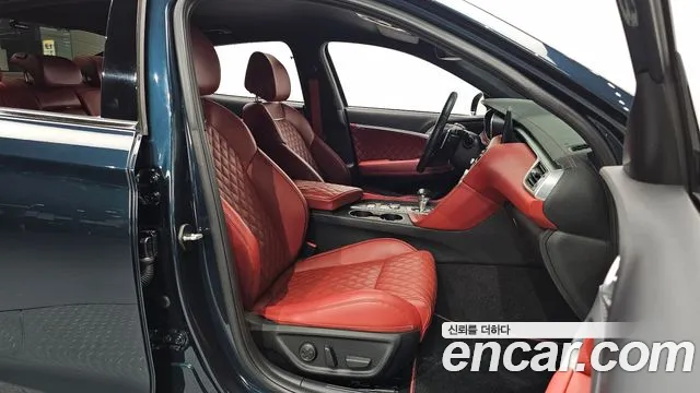 Genesis G70 2021 thumb 10