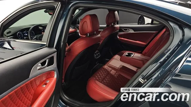 Genesis G70 2021 thumb 12
