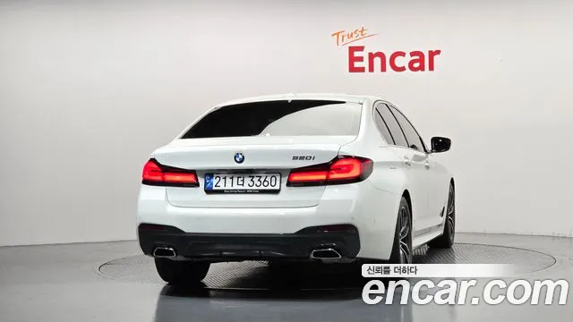 BMW 5-Series 2023 thumb 4