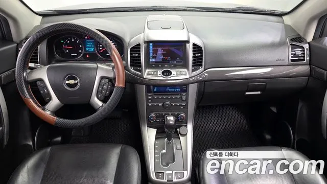 ChevroletGMDaewoo Captiva 2013 thumb 7
