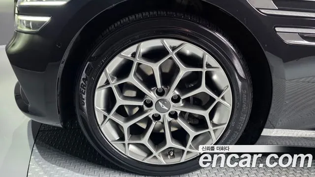 Genesis G80 2020 thumb 5