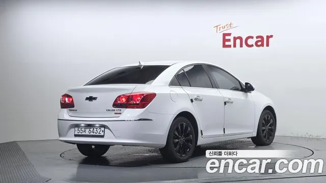 ChevroletGMDaewoo Cruze 2015 thumb 2