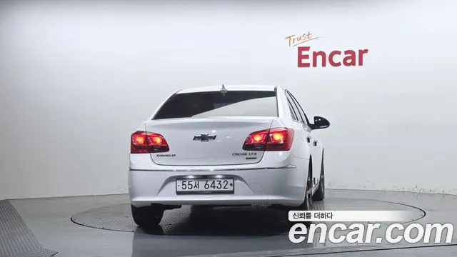 ChevroletGMDaewoo Cruze 2015 thumb 4