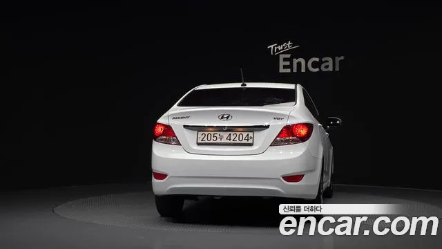 Hyundai Accent 2014 thumb 3