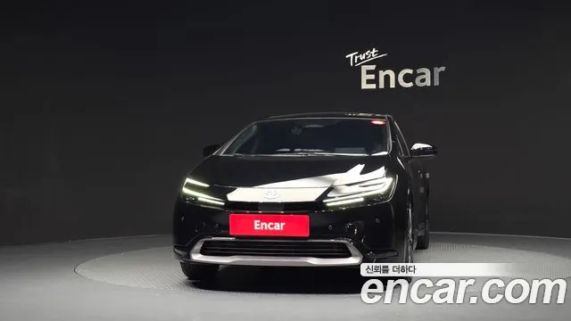 Toyota Prius 2026 thumb 3