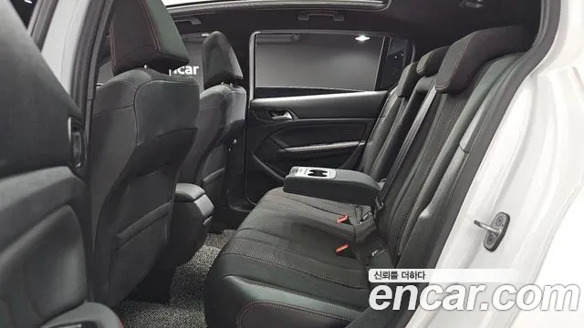 Peugeot 308 2018 thumb 12