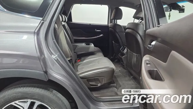Hyundai Santa Fe 2019 thumb 11