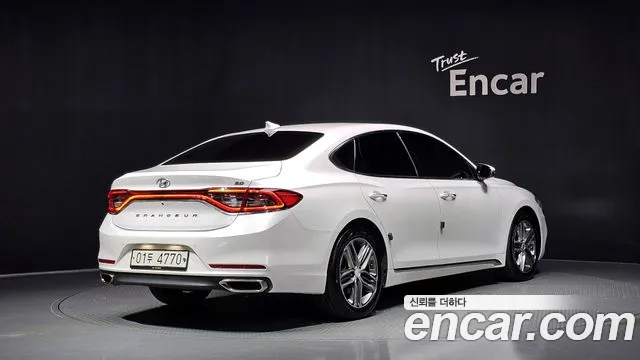 Hyundai Grandeur 2018 thumb 2