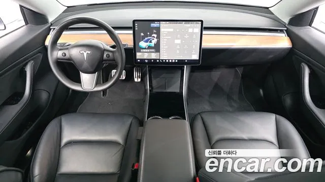 Tesla Model 3 2020 thumb 7