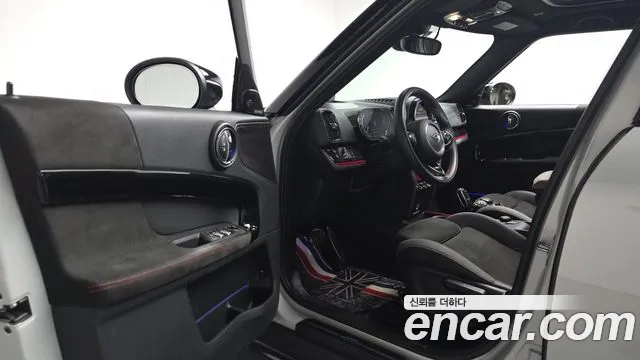 MINI Countryman 2021 thumb 9