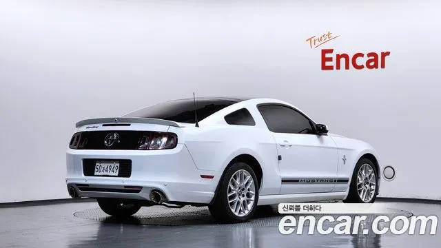 Ford Mustang Mach-E 2014 thumb 2