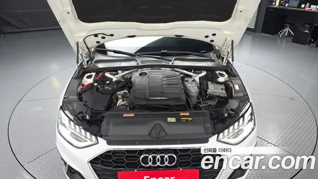 Audi A4 2021 thumb 6
