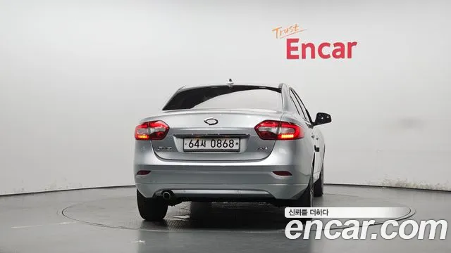 Renault-KoreaSamsung Fluence 2014 thumb 3