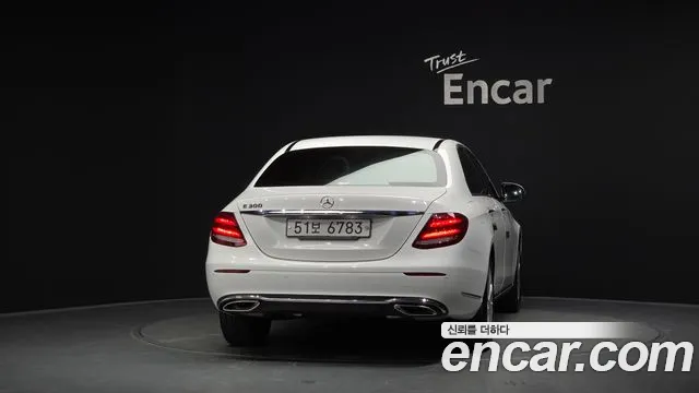 Mercedes-Benz E-Класс 2018 thumb 3