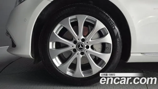 Mercedes-Benz E-Класс 2018 thumb 4