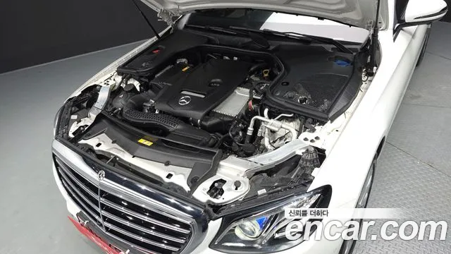 Mercedes-Benz E-Класс 2018 thumb 5