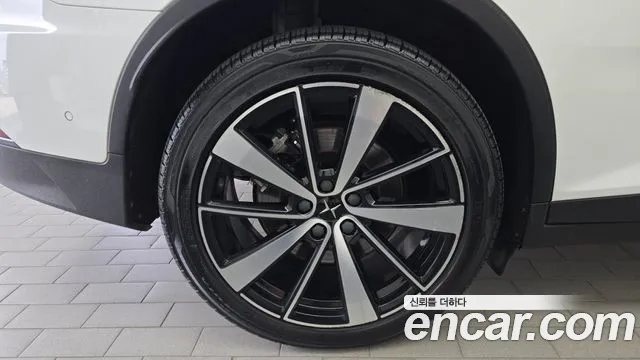 Polestar 2 2022 thumb 5