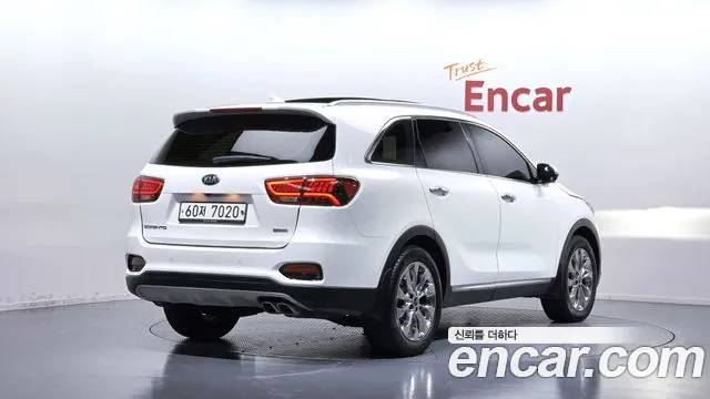 Kia Sorento 2018 thumb 2