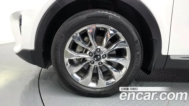 Kia Sorento 2018 thumb 5