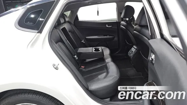 Kia K5 2015 thumb 11