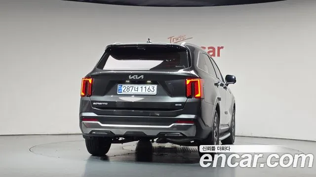 Kia Sorento 2024 thumb 3